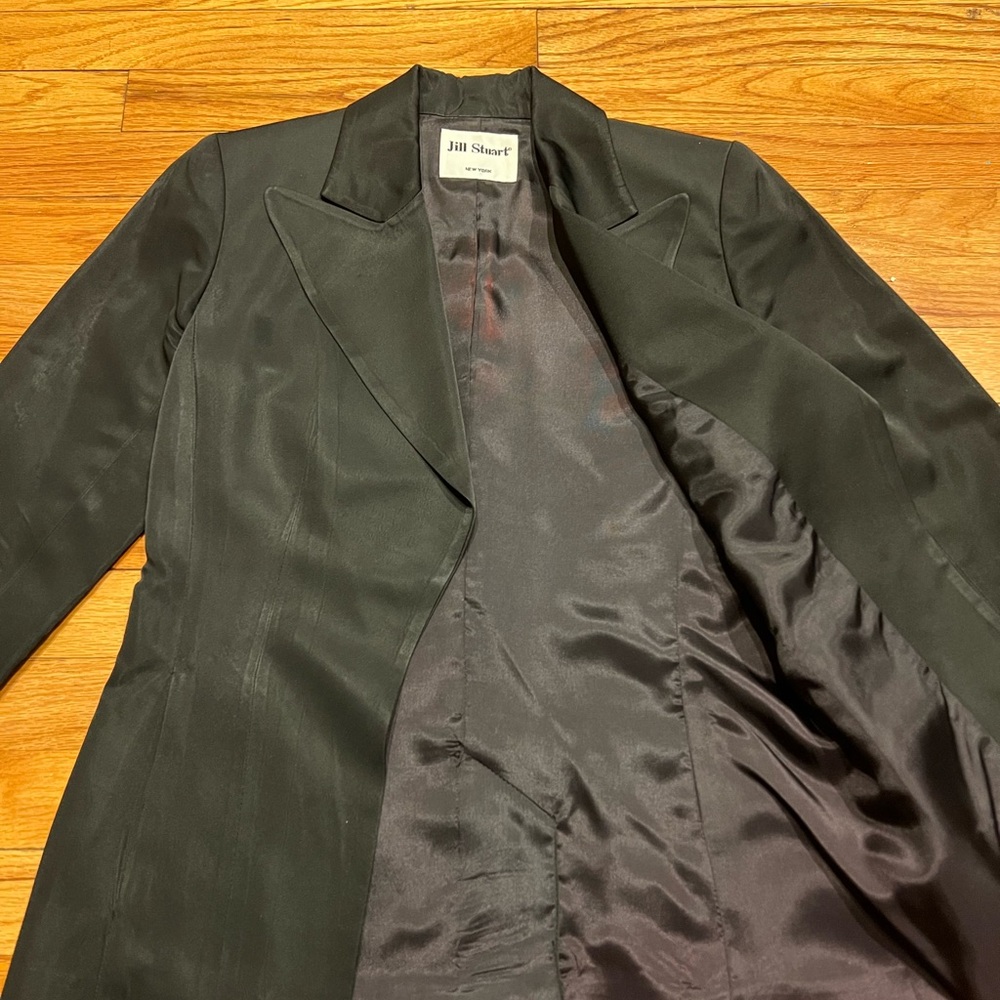 Jill Stuart Black Satin Subtle Sheen Women's Blazer with slight shoulder pads